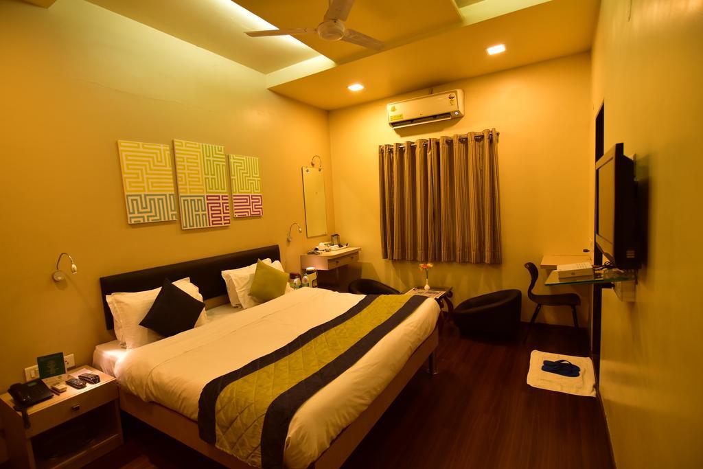 My Bizz Sapna Hotel 2*