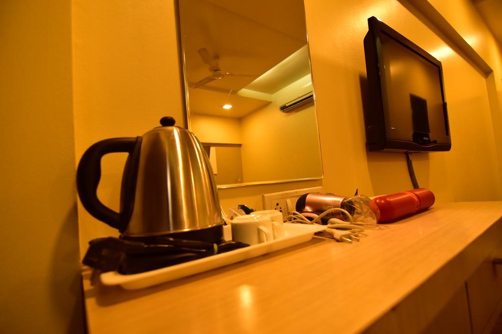 Hotel My Bizz Sapna Pune