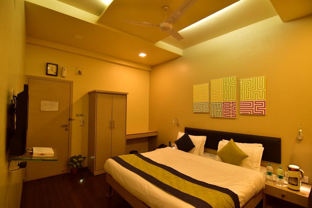 My Bizz Sapna Hotel