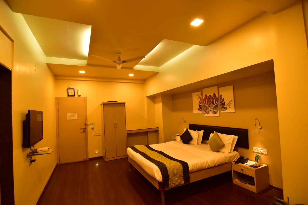 My Bizz Sapna Hotel 2*