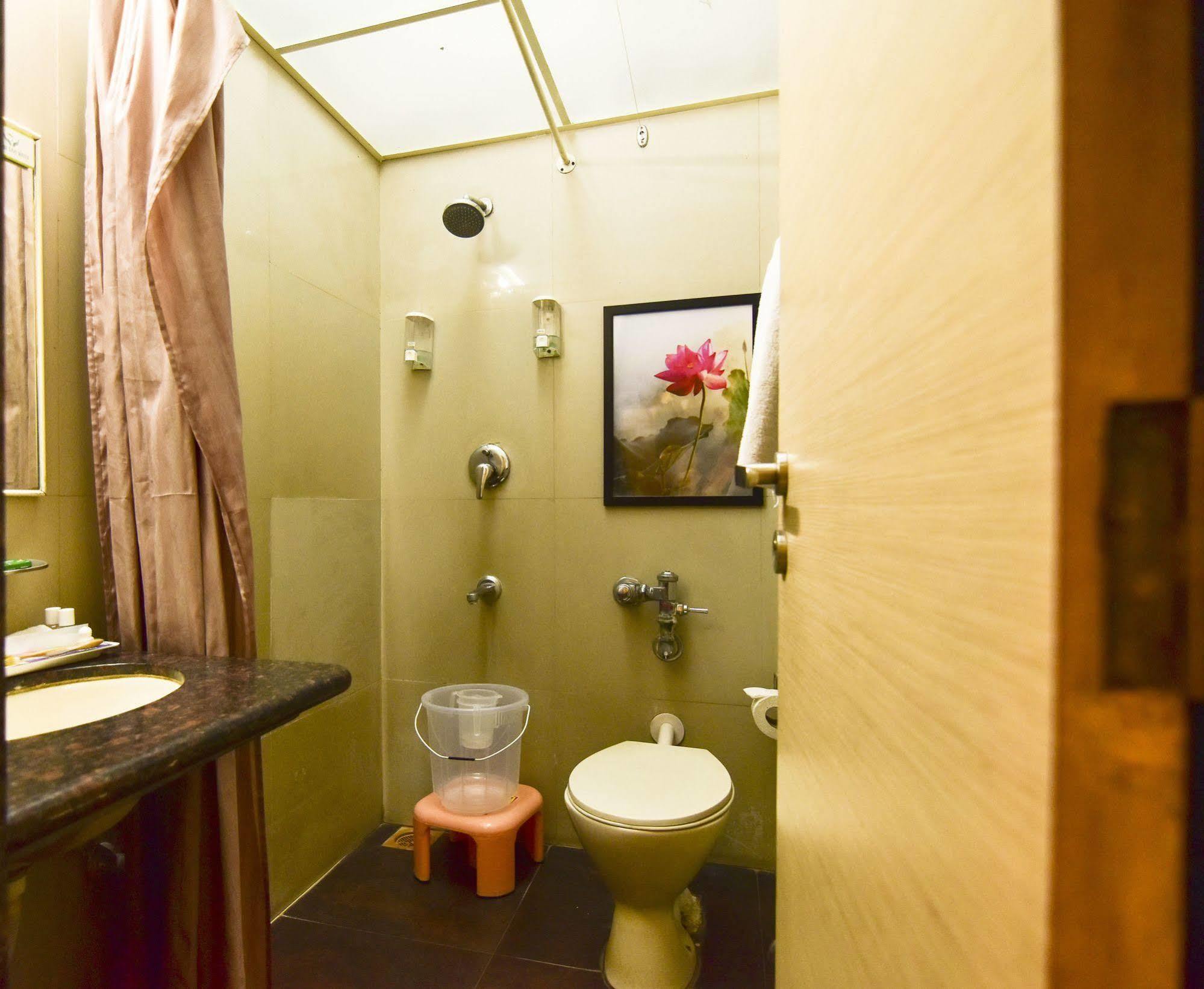 My Bizz Sapna Hotel 2*